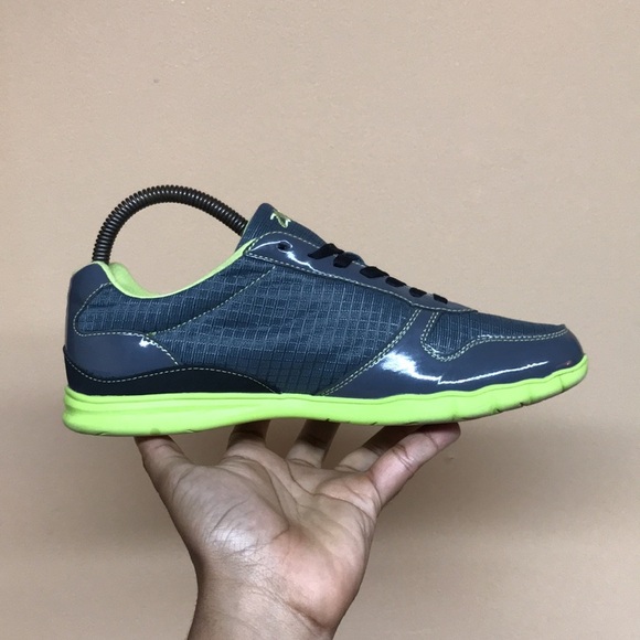ZUMBA Z-Kickz 2 Women’s Low Top Work Out Sneakers “Grey Green” - Picture 7 of 17